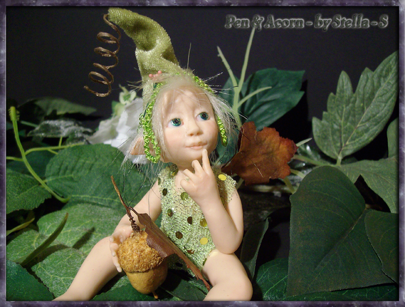 Baby Faerie Pen & Acorn back to gallery